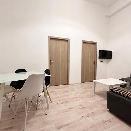 Old Town - Ultra Central Apartment Bükreş Dış mekan fotoğraf
