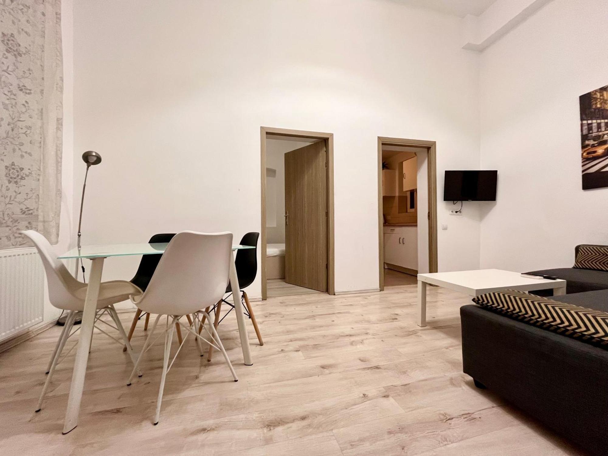 Old Town - Ultra Central Apartment Bükreş Dış mekan fotoğraf